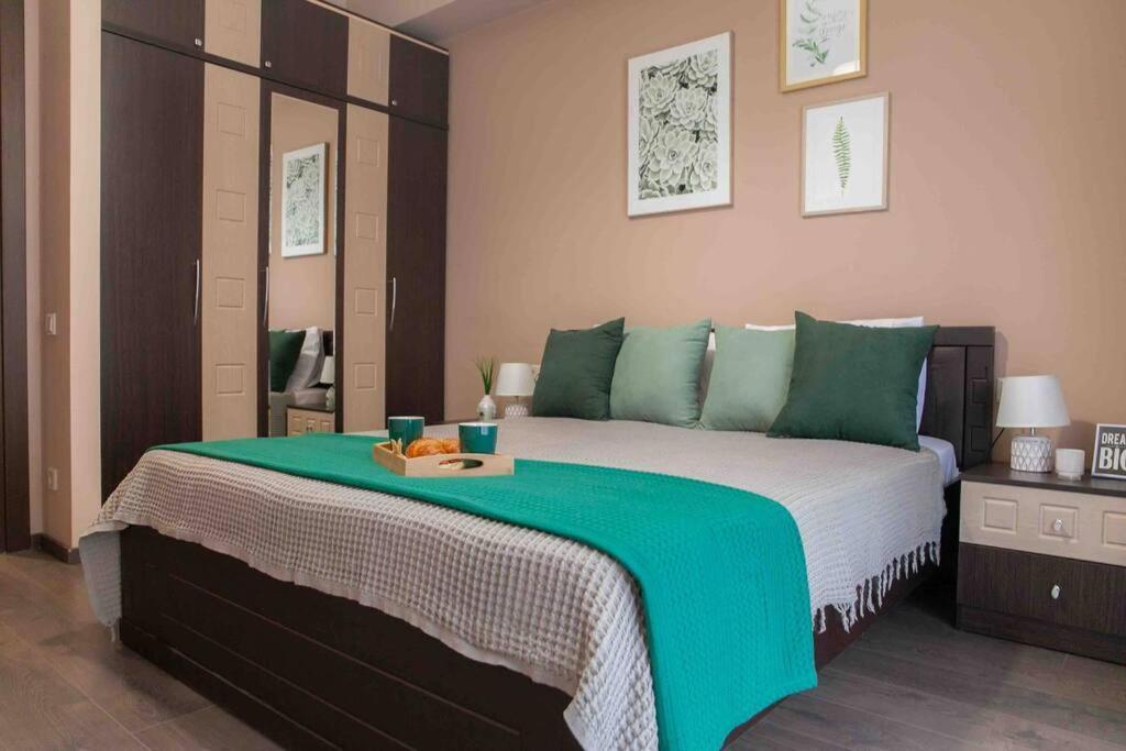 Gg Home - Cozy 1 Bedroom Apartment On Kazbegi Avenue 15 Tbilisi ภายนอก รูปภาพ