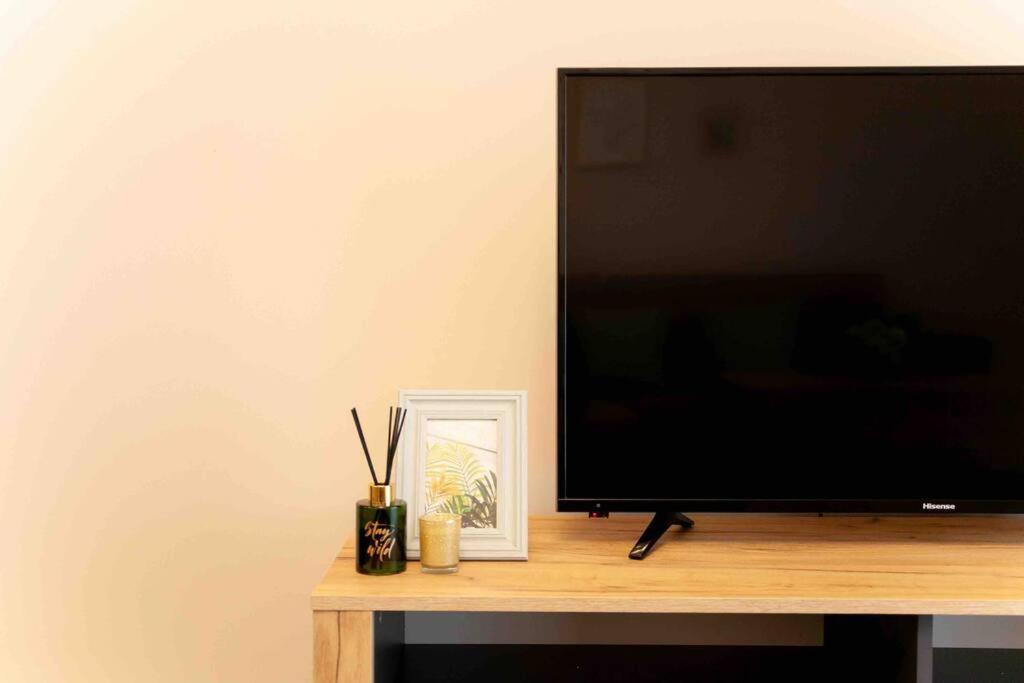 Gg Home - Cozy 1 Bedroom Apartment On Kazbegi Avenue 15 Tbilisi ภายนอก รูปภาพ