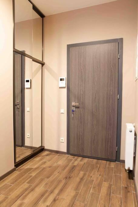 Gg Home - Cozy 1 Bedroom Apartment On Kazbegi Avenue 15 Tbilisi ภายนอก รูปภาพ