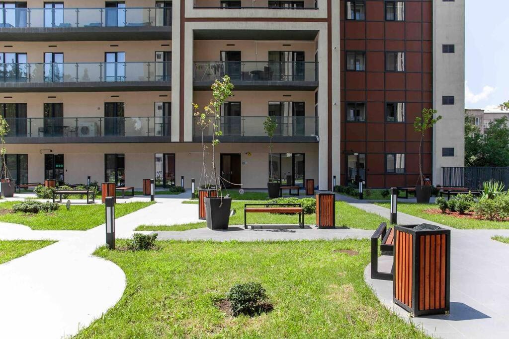 Gg Home - Cozy 1 Bedroom Apartment On Kazbegi Avenue 15 Tbilisi ภายนอก รูปภาพ