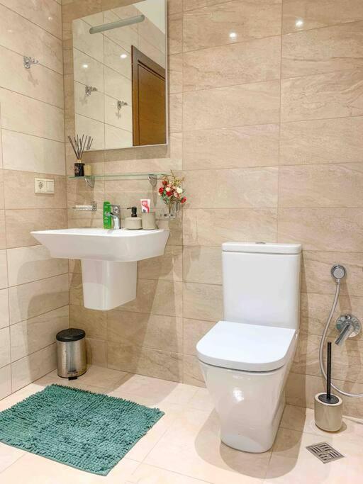 Gg Home - Cozy 1 Bedroom Apartment On Kazbegi Avenue 15 Tbilisi ภายนอก รูปภาพ