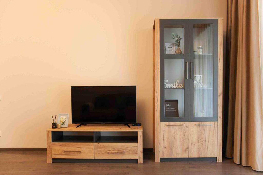 Gg Home - Cozy 1 Bedroom Apartment On Kazbegi Avenue 15 Tbilisi ภายนอก รูปภาพ